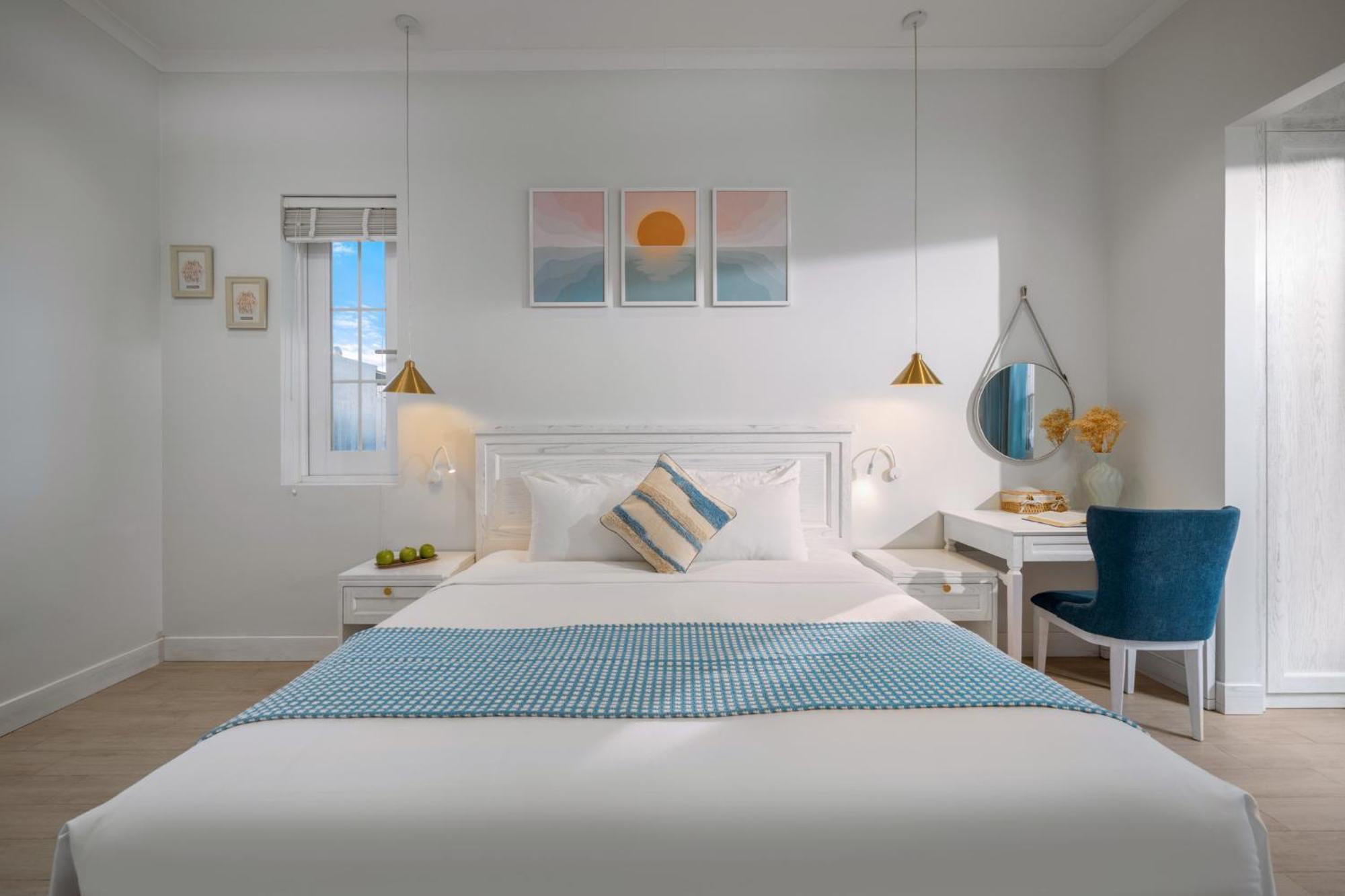The Salt - 250sm 3br, 4ba & Kitchen Villa Da Nang