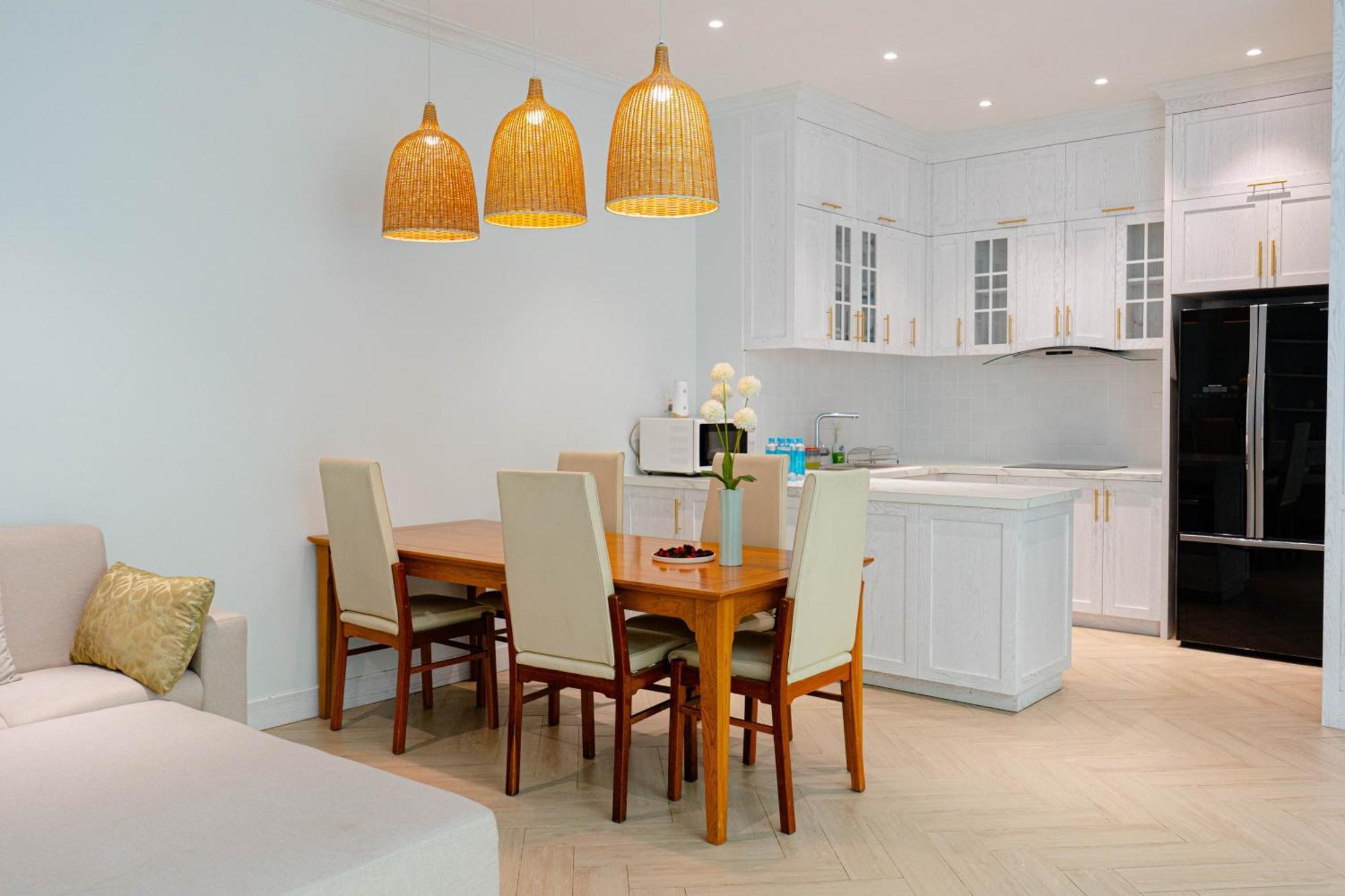 Villa The Salt - 250sm 3br, 4ba & Kitchen *